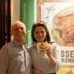 Hurra, der Stand ist fertig! Dr. Rudolf Stadler GZW, Mag. Katharina Tidl GZW LKÖ