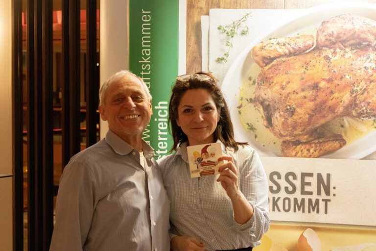 Hurra, der Stand ist fertig! Dr. Rudolf Stadler GZW, Mag. Katharina Tidl GZW LKÖ