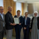 Mag. Dietbert Timmerer, Vorsitzender Schulverein der Kreuzschwestern, Rüdiger Pehamberger, Küchenleiter Schulverein der Kreuzschwestern, Rosemarie Ferstl, Vizepräsidentin LK-OÖ, Mag. Elisabeth Preßlmayer, GF Schulverein der Kreuzschwester, Kreuzschwester