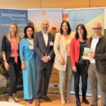 Manuela Polinkiewicz, AMA
Marketing,  Christa Schrammel Karner, Küchenleitung Landküche, Katharina Tidl Leitung Initiative GUT ZU WISSEN LKÖ, Gerhard Weiner naBe Plattform, LHStv. Astrid Eisenkopf, Land Burgenland, Maria Anna Slaby, Protokoll Land Burgenland, Hannes Anton, Bio
Erzeugergenossenschaft, Andrea Ebner Pladerer, naBe Plattform