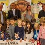 Vizepräsident Karl Gabayer, Vizebürgermeister Klaus Schinninger, Küchenleiter Mario Häusler